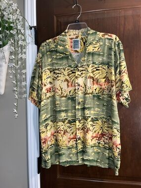 Ocean Current Men's Short Sleeve Camp Shirt in Green and Yellow